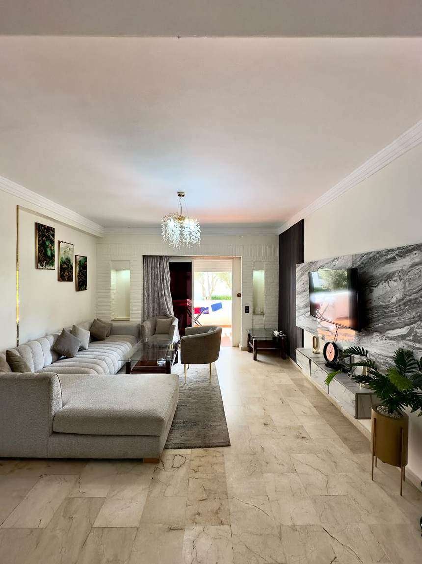Appartement 2 chambres, vue piscine